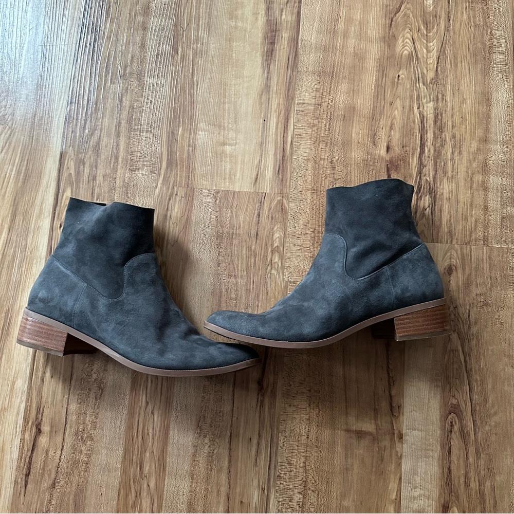 Caslon Boots